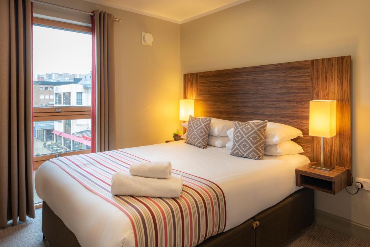 Premier Suites Bristol Cabot Exterior photo